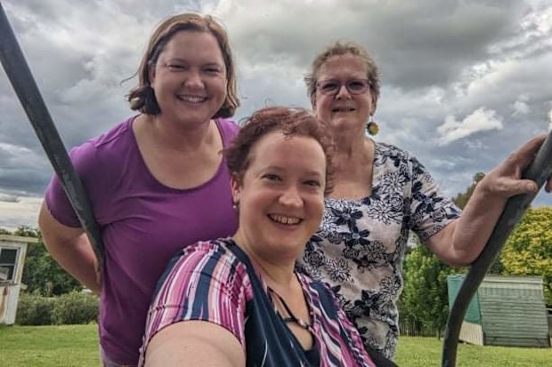 Jaala and Alona Beauchamp with their mother.
