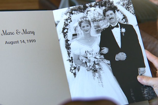 Photographer remakes wedding album for couple who lost home in California wildfires