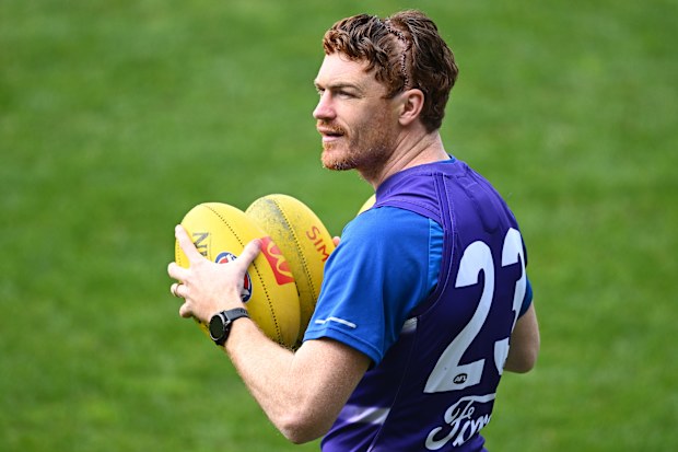 AFL News 2024: Gary Rohan fractured skull photo, head of stitches ...