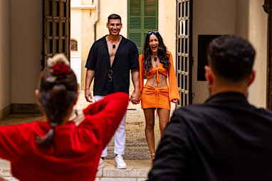 Episode 28: Mia and Niko