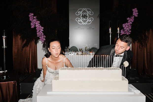 Amna Yang viral wedding cake