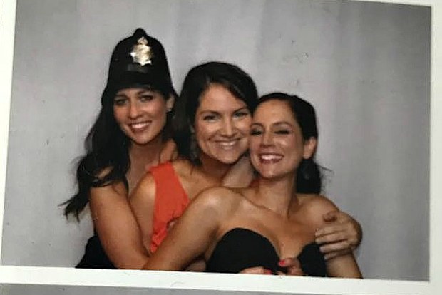 Sports reporter Mel McLaughlin's touching tribute to sister who died of  lung cancer | Nine.com.au