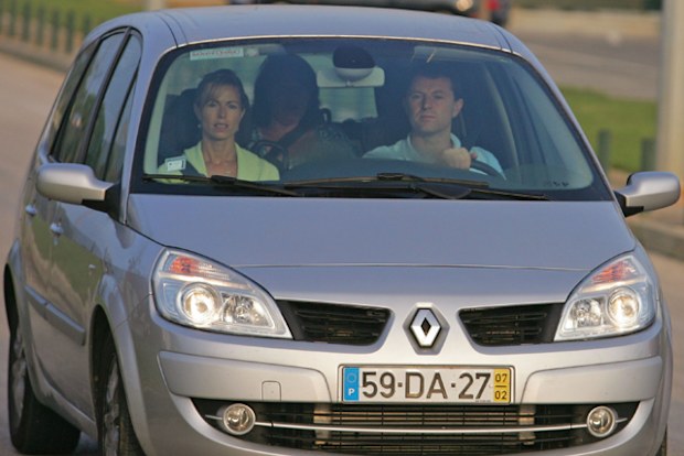 Kate and Gerry McCann, the parents of missing Madeleine McCann, arrive at Faro airport by car to board an Easyjet plane back to England on September 9, 2007.