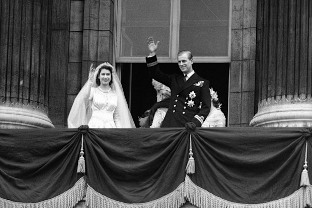 Queen Elizabeth and Prince Philip celebrate 72nd wedding anniversary