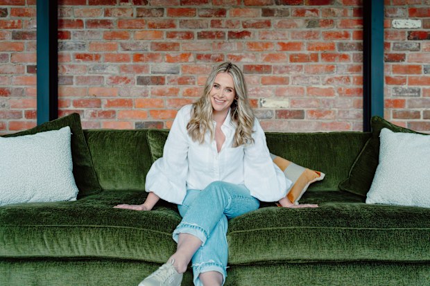 australian idol winner kate dearaugo addiction battle podcast