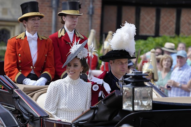William and Kate in carriage order of the garter