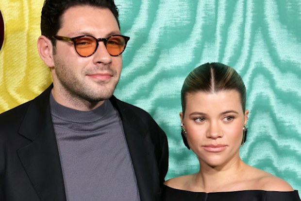LOS ANGELES, CALIFORNIA - FEBRUARY 01: Elliot Grainge and Sofia Richie Grainge attend the 2024 Warner Music Group Pre-GRAMMY Party at Citizen News Hollywood on February 01, 2024 in Los Angeles, California. (Photo by David Livingston/Getty Images)