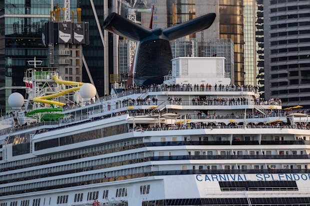 Carnival Splendor has popular themed cruises.