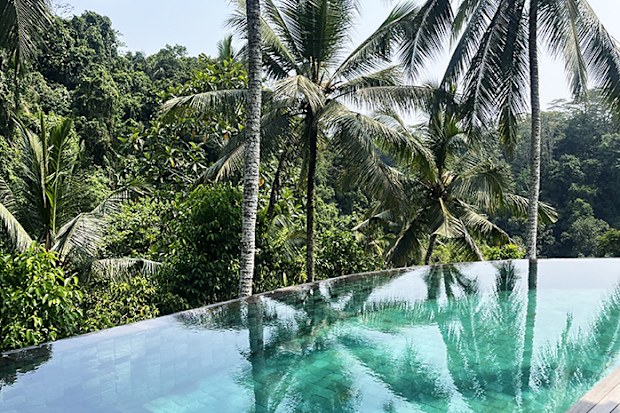 9PR: Como Shambhala Estate