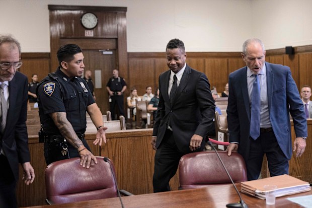 Actor Cuba Gooding Jr., center, appears in Manhattan Criminal Court for his sexual misconduct case, Thursday, Oct 13, 2022, in New York. 