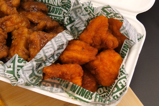 Wingstop taste test - Mild and Hawaiian