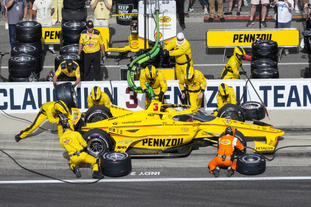 Clutch issues plagued Scott McLaughlin leading his pit box in the 108th Indianapolis 500.