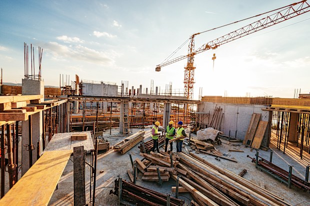 Many trade industries will have forced shutdowns over the 10-day Easter break, but some say this is a bullying tactic that could be dangerous and costly. 