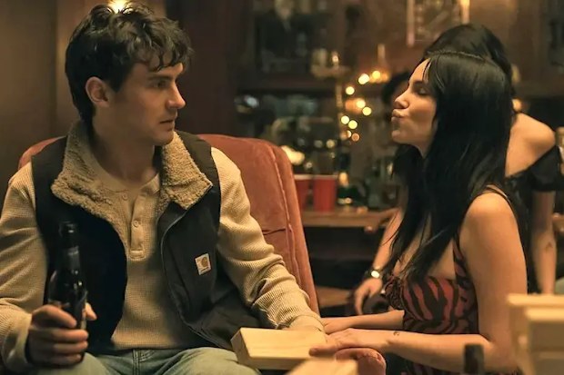Inde Navarrette and Michael Johnston in Obsession