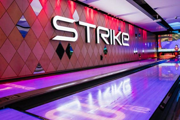Strike bowling