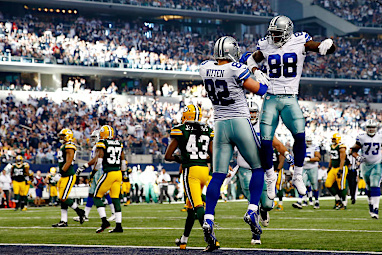 <b>The Dallas Cowboys have dethroned Real Madrid as the most valuable sports team in the world according to a Forbes survey of the richest teams in the NFL.</b><br/><br/>"America's Team", who have not won the Super Bowl since 1995, topped the Forbes list with a value of $5.6 billion as part of a dramatic rise in the values of NFL franchises fuelled in part by a gargantuan TV deal worth $6.16 billion a season.<br/><br/>The valuation puts them ahead of Madrid, who were valued by Forbes at $4.57 billion according to a global list released earlier this year.