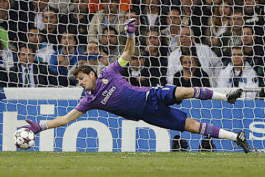 Iker Casillas (Real Madrid), 1999- , 491 games.