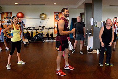 Everyone was all smiles watching Inglis bust his moves. (Getty)