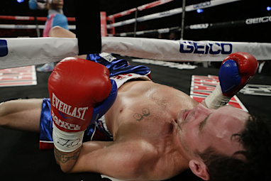 The Puerto Rican fighter knocked out Geale in the fourth round.