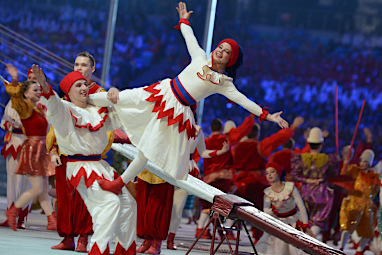 <b>Russia has shown its lighter side at the Winter Olympics Closing Ceremony, mocking an embarrassing hiccup from the Opening Ceremony when an illuminated Olympic ring failed to open.</b><br/><br/>The packed Fisht stadium on the Black Sea coast was in high spirits after the home nation earlier topped the medals table and roared in appreciation when hundreds of glittering performers formed four big rings and a small one, which then opened up.<br/><br/>Sochi threw a two and a half hour party to end the 2014 Games. (Getty Images)<br/>