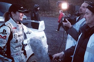 She admitted she had homework to do ahead of the start on Friday (AEDT). (Instagram)