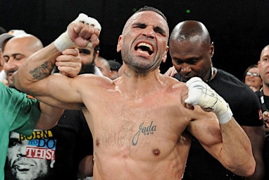 The result means Mundine is the mandatory challenger for Mayweather. (AAP)