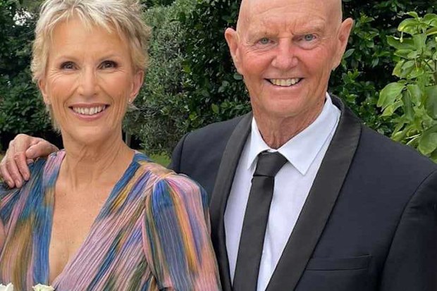 Di Hall describes her husband Marshall's death as "beautiful".