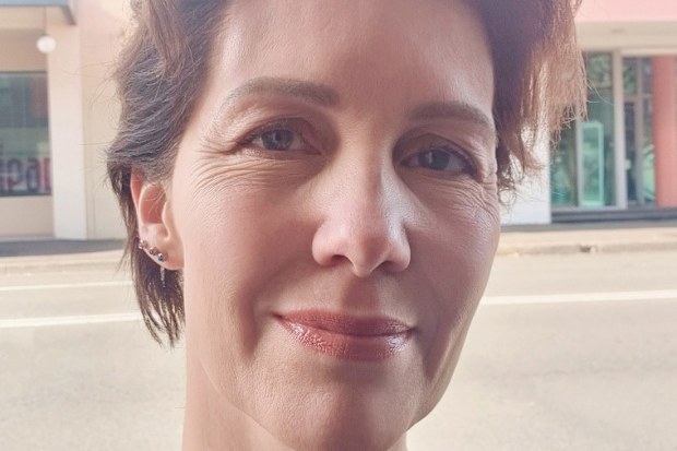 If nurse Miriam Van Zanten had been tested for Australia's second biggest cancer killer, she might not now be facing a terminal diagnosis.Sydney woman Van Zanten was 49 when she was diagnosed with bowel cancer, and has now had two major surgeries and months of chemotherapy.