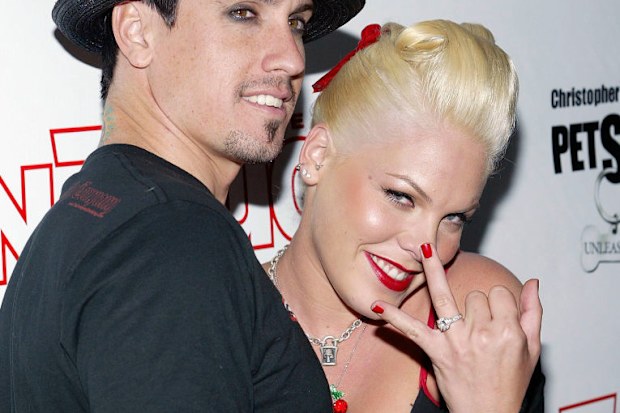  Pink (R) and Corey Hart 
