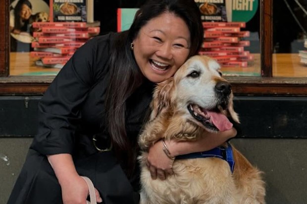 Nagi Maehashi (RecipeTin Eats) and her dog Dozer