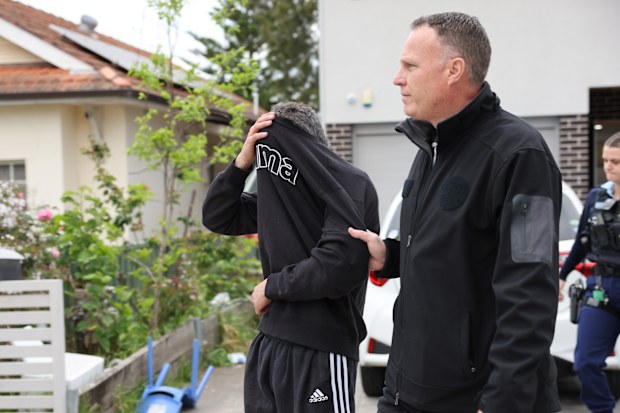 Multiple men in an alleged organised crime syndicate arrested in Sydney