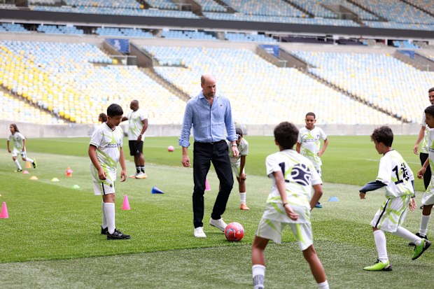 Prince William, The Prince of Wales arrives in  Brazil for the fifth annual Earthshot Prize Awards Night in Rio de Janeiro on Wednesday 5th November  , Community Football Maracanã Stadium at the Prince tried his football skills with local kids and Cafu
