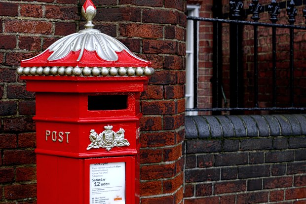 Post office mailbox