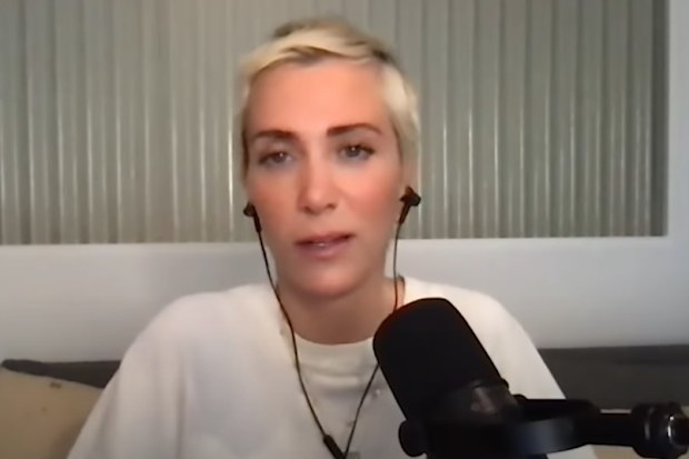 Kristen Wiig discussed her family during an interview on The Howard Stern Show.