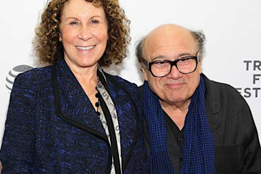 Rhea Perlman