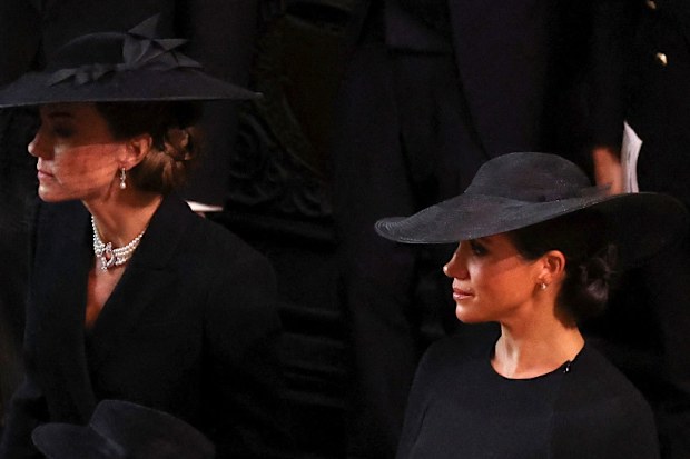 meghan and kate relationship return to the uk