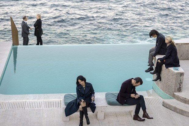 Ming-Shu Hii, Ewen Leslie, Hayley McCarthy, Alexander D'Souza, Rebecca Gibney, Ewen Leslie, Prosper, Stan