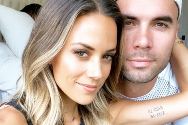 Jana Kramer, Mike Caussin, selfie, photo, Instagram