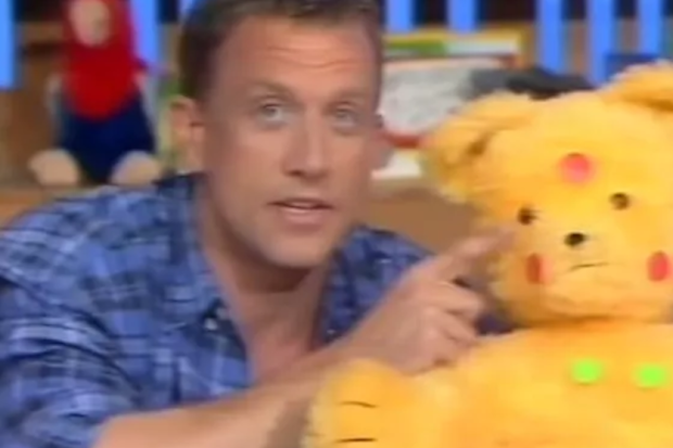 Simon Burke in Play School.