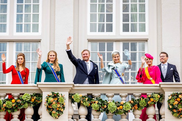 L-R: Princess Alexia of The Netherlands, Princess Amalia of The Netherlands, King Willem-Alexander of The Netherlands, Queen Maxima of The Netherlands, Princess Laurentien of The Netherlands and Prince Constantijn of The Netherlands