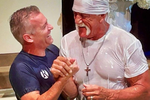 Hulk Hogan baptised
