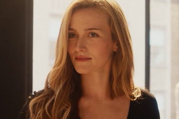 Sarah Pidgeon in the trailer for Love Story: John F. Kennedy Jr. & Carolyn Bessette