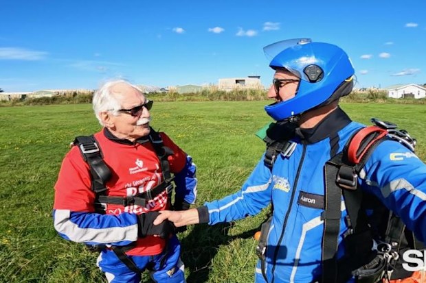 Aucklander Ian Robinson went skydiving to celebrate 90th birthday
