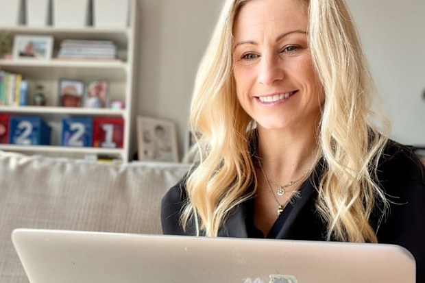 Alissa Camplin computer