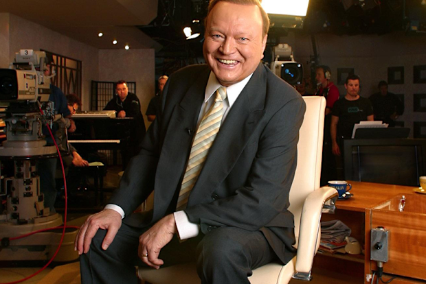 Bert Newton conducting an interview on his show, Good Morning Australia