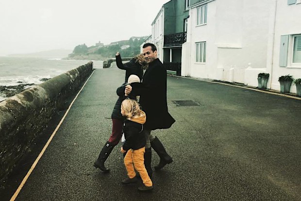 Gabriel Macht and Jacinda Barrett