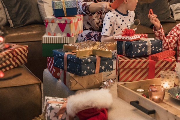 christmas gifts for family fight relationships