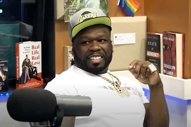 Rapper 50 Cent claims Beyoncé wanted to 'jump' him once to defend husband Jay-Z.