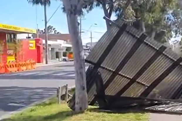 Wind brings down roof in Fawkner, Melbourne