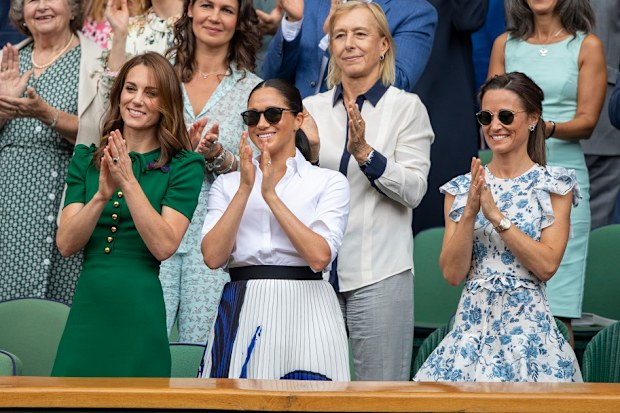 Kate, Meghan and Pippa at Wimbledon clapping